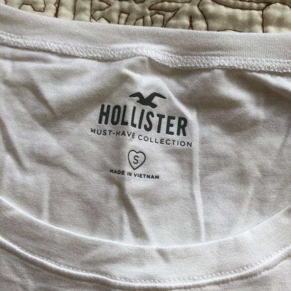 Hollister Basic Long-sleeve Bundle - Picture 5 of 12